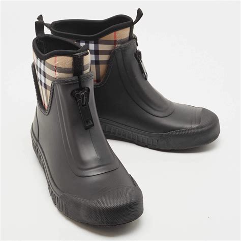 vintage check neoprene rain boots